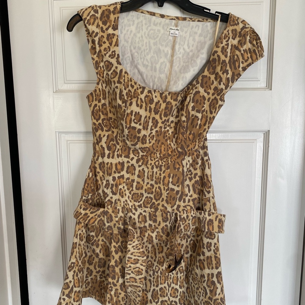 Leopard Print Sleeveless Dress
